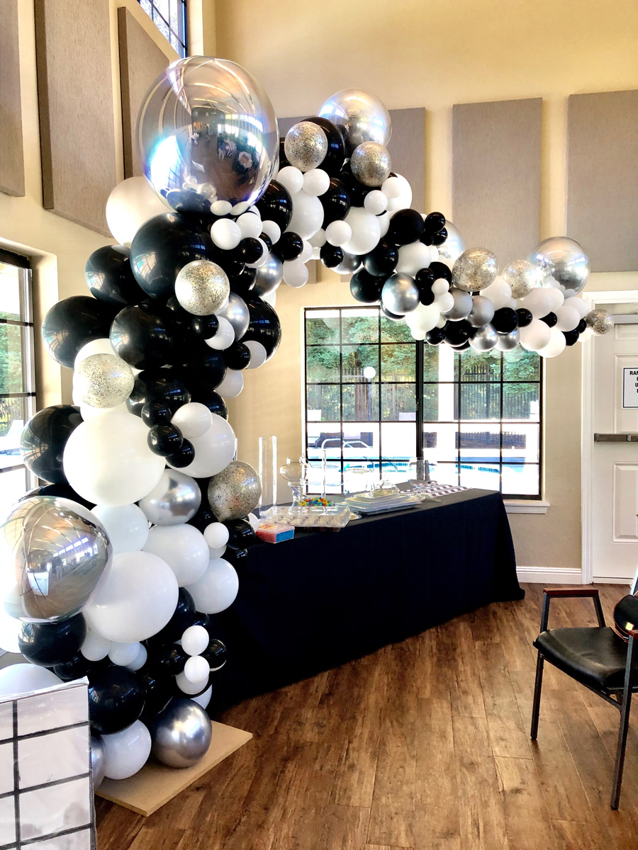 Bay Area Balloon - Organic Balloon Arch