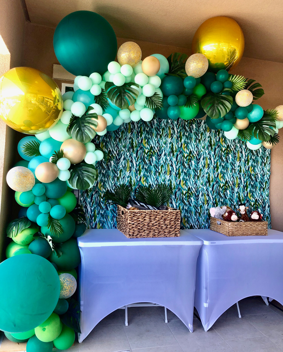 Bay Area Balloon - Organic Balloon Arch