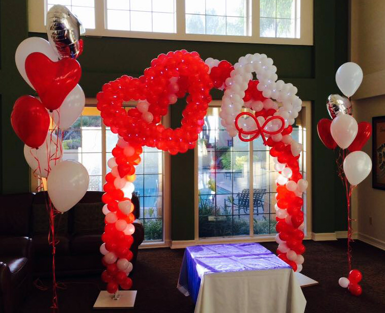 Bay Area Balloon - Hearts Sculpture Arch