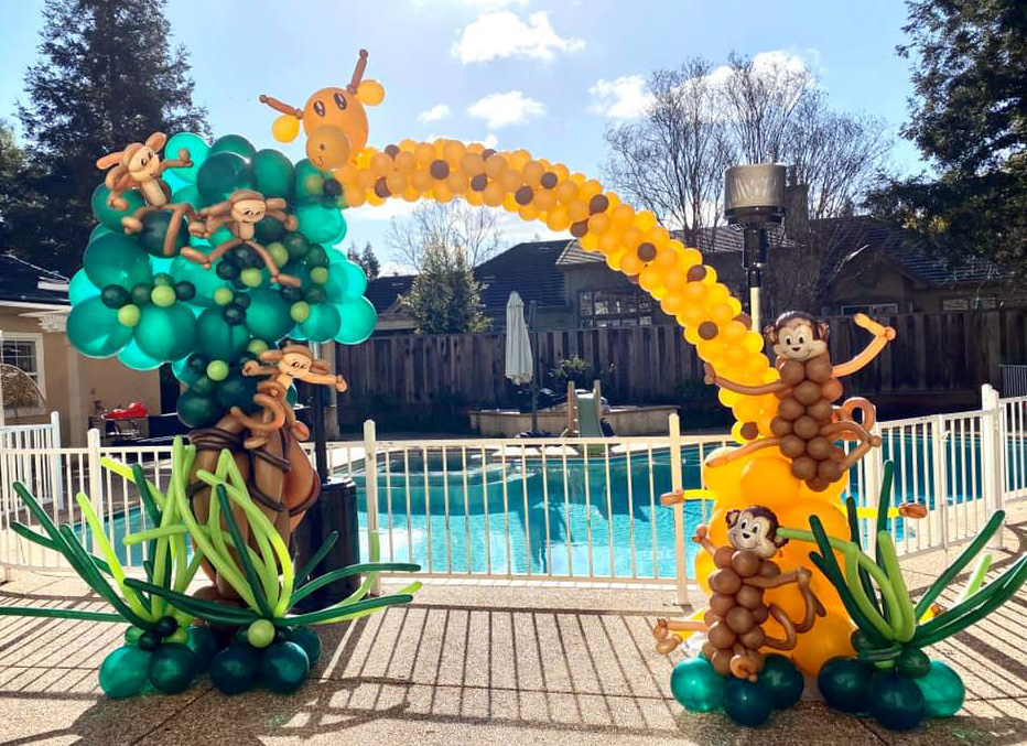 Bay Area Balloon - Jungle Theme Arch